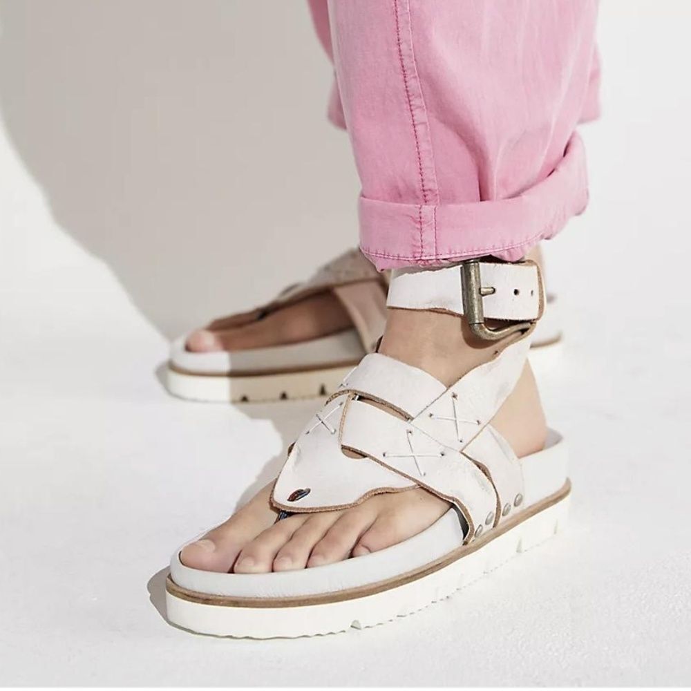 Free People Platform Sandals 9 Thong Strappy Chunky Boho Festival White Valencia